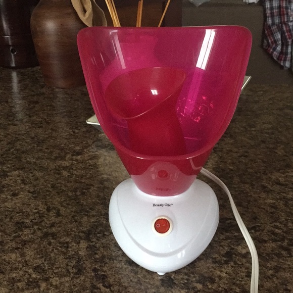 Accessories - SOLD Facial steamer